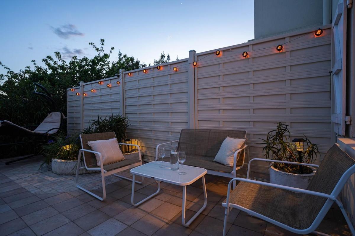 Ferienwohnung La Citadelle ~ Jacuzzi ~ Terrasse Carcassonne Exterior foto